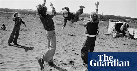 to be beside the seaside whitley bay s daytrippers in pictures art and design the guardian