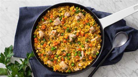 Spicy Yellow Rice With Chicken And Vegetables Mahatma® Rice