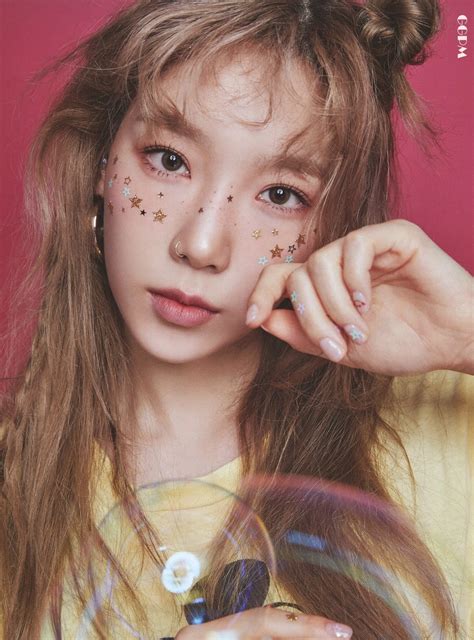 Taeyeon Girls Generation Oh Gg Season S Greetings A Poster