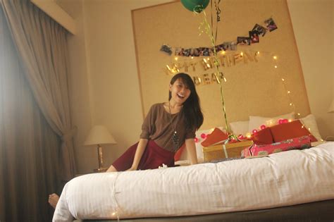 Thinking of surprising your boyfriend on that special occasion or 'simply because', and have no idea whatsoever of how to go about it? Birthday Surprise for boyfriend
