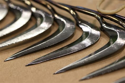 Fighting Rooster Knives