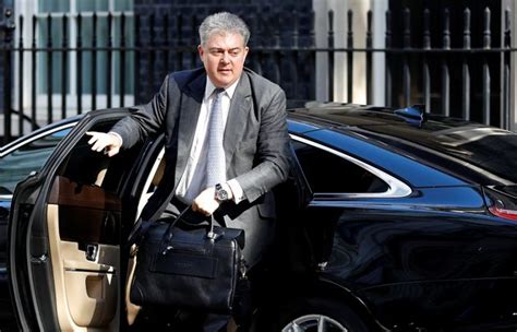 Brandon Lewis Threatens To Deport Eu Citizens Over Settled Status After Brexit Huffpost Uk