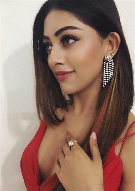 Anu emmanuel, the new sensation was in the headline for her shocking statements about malayalam cinema. Anu Emmanuel Instagram Pics