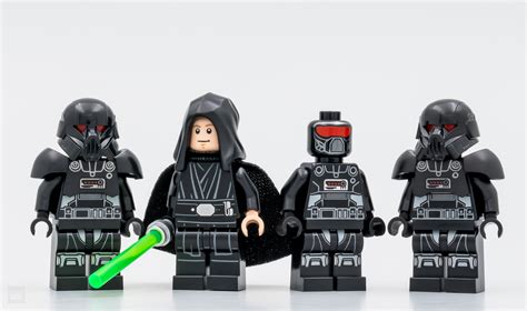 Review Lego Star Wars 75324 Dark Trooper Attack Hoth Bricks