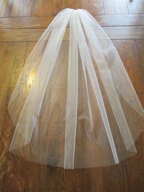 How To Make Your Own Diy Wedding Veil For Your Big Day