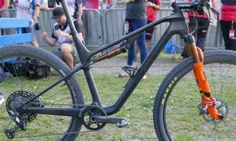 Prototype Canyon Full Suspension Xc Mountain Bike And New Xtr M9100 For