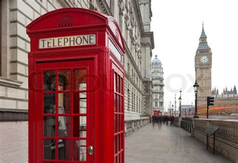 Besonders die wachablösung ist hier ein. Traditional red telephone box in London ... | Stock Photo ...