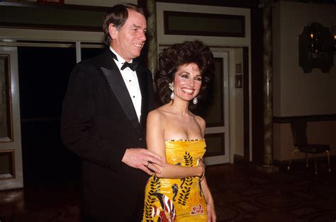 Susan Lucci Talks 50th Wedding Anniversary With Helmut Huber