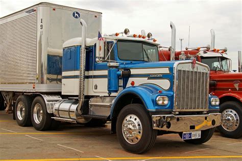 Semitrckn — Kenworth Classic W900a