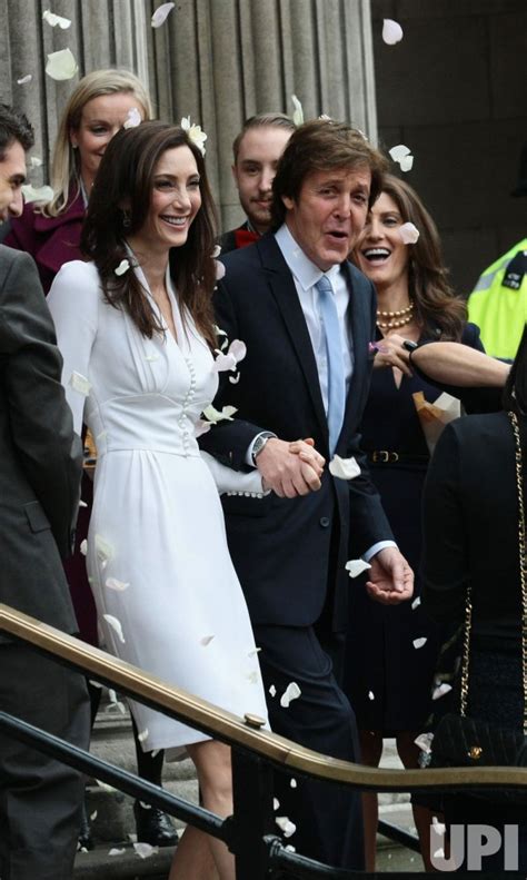 Photo Paul Mccartney And Nancy Shevell Celebrate Their Wedding In London Lon2011100912