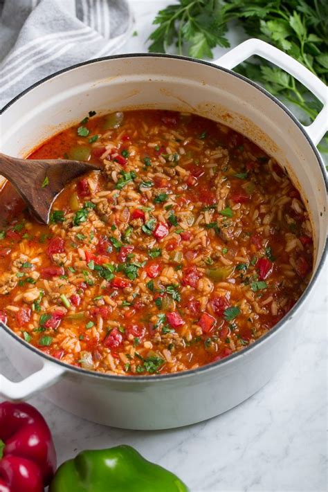 You Can Make This Easy Stuffed Pepper Soup In The Slow Cooker