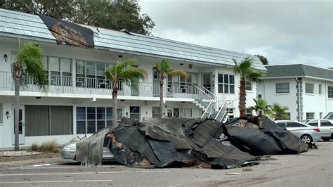 Photo Gallery Hurricane Irma Damage In Tampa Bay Area Wusf News