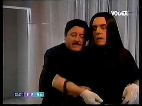 Antonio gasalla haciendo el papel de soledad dolores solari en el programa 'gasalla 91. Antonio Gasalla. Soledad y la fotografía. Año 1995. - YouTube
