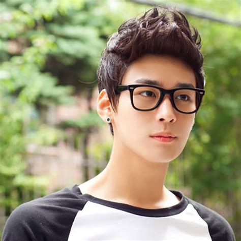 New korean hair style 2013 korean hairstyles for men 2013. Korean Hairstyles for Men and Boys in Style for 2020 - 90 ...