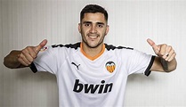 Es oficial: Maxi Gómez es nuevo jugador del Valencia - Ovación - 14/07 ...