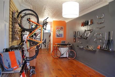 You can get inspiration for your own online business from these peer shopify websites. 718 CYCLERY - a new bike shop in South Slope | Interiores ...
