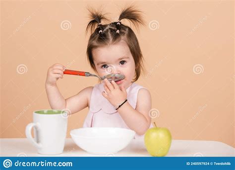 Cute Baby Child Eat Food Babies Eating Kid Girl Eating Healthy Food
