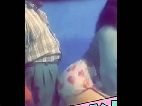 Travesti Cassandra Culona Haciendo Twerking Por La Pija De Su Vecino