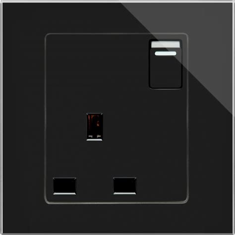 Retrotouch Crystal Black Plain Glass 13a Single Switched Socket Ukes