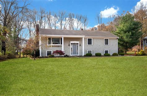 On the Market: Beautifully landscaped raised ranch in Westport