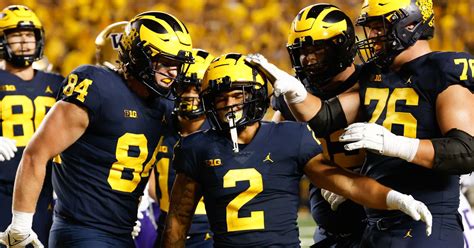 Michigan Football Jersey Combo Revealed For Michigan State Night Game Maize N Brew