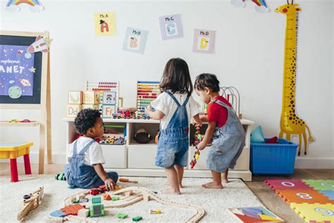 Nurserieschildminders Whats The Difference At Home Childcare