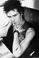 16 Truly Disturbing Moments That Made Punk Rocker Sid Vicious of the ...
