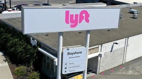 Judge Grants Emergency Stay Allowing Lyft Uber To Continue Operations Kfi Am 640
