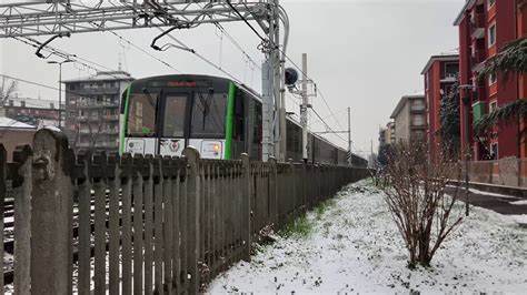 Metro Milano 4k Linea Verde M2 Transiti Sotto La Neve Youtube