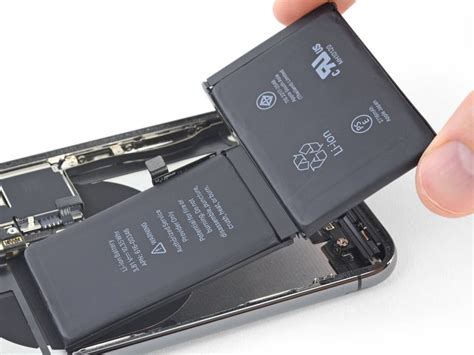 Sekali lagi untuk anda pengguna iphone yang sedang mengalami masalah dengan baterai, ini solusinya. Cara Membuka LCD dan Mengganti Baterai Apple iPhone X ...