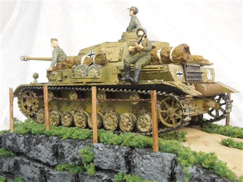 Gallery Pictures Panzer Iv Plastic Model Tank Kit 132 Scale