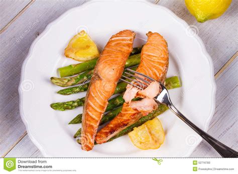 Broiled Salmon And Asparagus Stock Photo Image 52716783