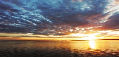 See more ideas about sunset, pictures, beautiful landscapes. 33 Beautiful Sunrise and Sunset Pictures - The WoW Style