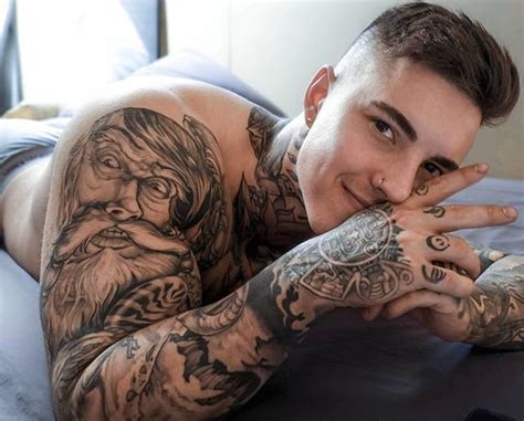 jake andrich jakipz fotos y videos de instagram girl tattoos beautiful men ink tattoo