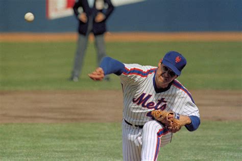 Tom Seaver Hall Of Fame Pitcher And Mets Legend Has Died At Age 75