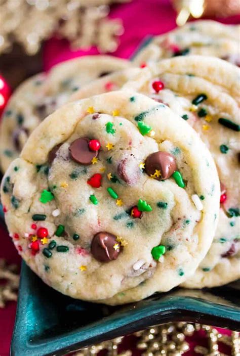 Care for some holiday cookies? Funfetti Christmas Cookies - Sugar Spun Run
