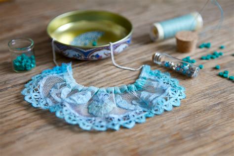 Mollie Makes Painted Lace Necklace Diy Lobster And Swan