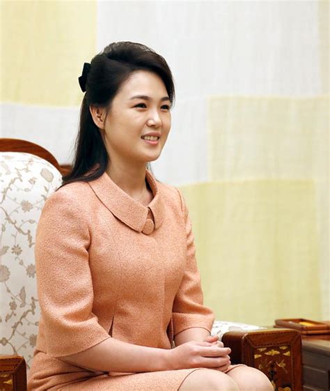 Kim Jong Un ¿quién Es Ri Sol Ju La Misteriosa Esposa Del Líder De Corea Del Norte Fotos