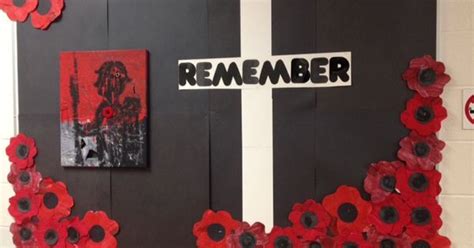 Veterans day bulletin board idea. Remembrance Day Bulletin Board 2014 | LME Library ...