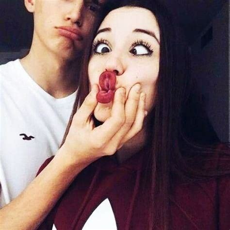 40 Best Selfie Poses For Couples Buzz16 Relationship Goals Pictures