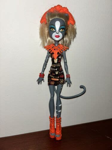 Monster High Meowlody Ghouls Getaway Doll Ebay