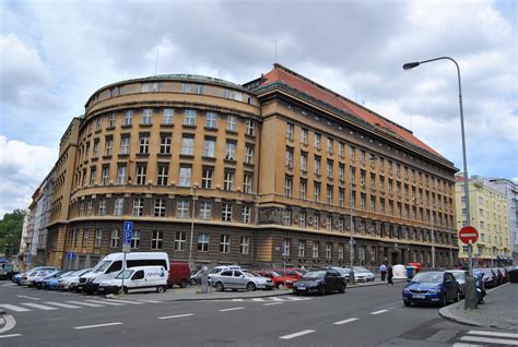 Budova Městského soudu v Praze, Praha 2 | Informuji.cz