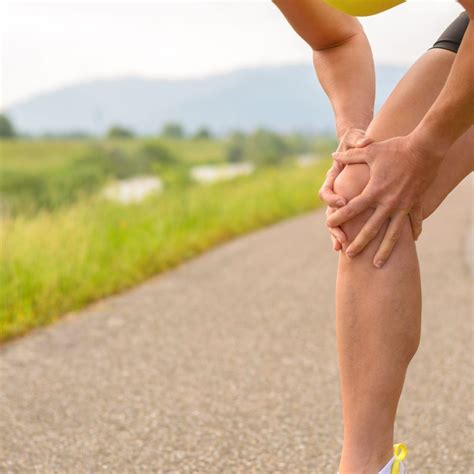 Diagnosing A Sharp Stabbing Pain In The Knee Which Comes And Goes