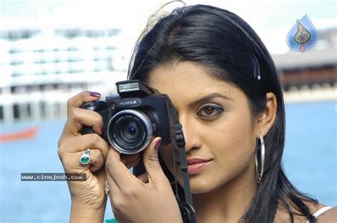 Vimala Raman Exclusive Cinejosh Photo 82 Of 82