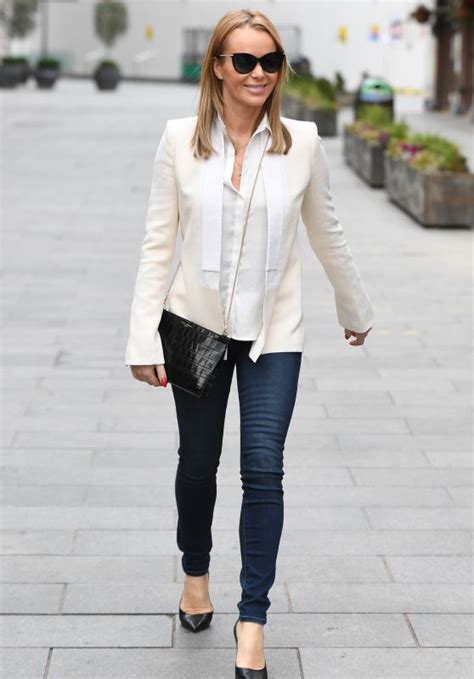 Amanda Holden Leaving Global Studios In London 01112021 • Celebmafia