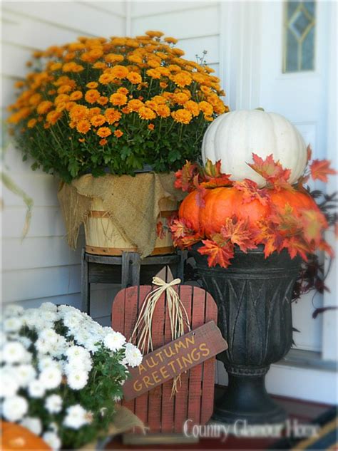 Another Autumn Porch To Greet You Fall Front Porch Decor Fall