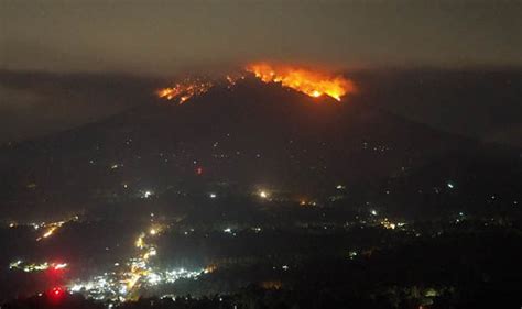 Über 7 millionen englischsprachige bücher. Bali volcano eruption update: Is Mount Agung still ...
