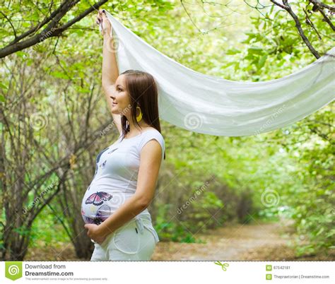 Beautiful Pregnant Woman In The Park Stock Image Image Of Grass