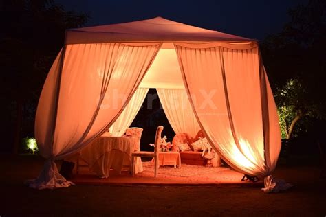 Romantic Private Cabana Candlelight Dinner At Taj Vivanta Dwarka