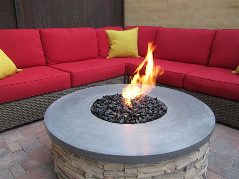 Costway propane gas fire pit outdoor stone finish lava rocks cover 40lb 28x9.5'' w/cover. Lava Rock: 10 Things to Know about Fire Pit Rocks - Buyer ...